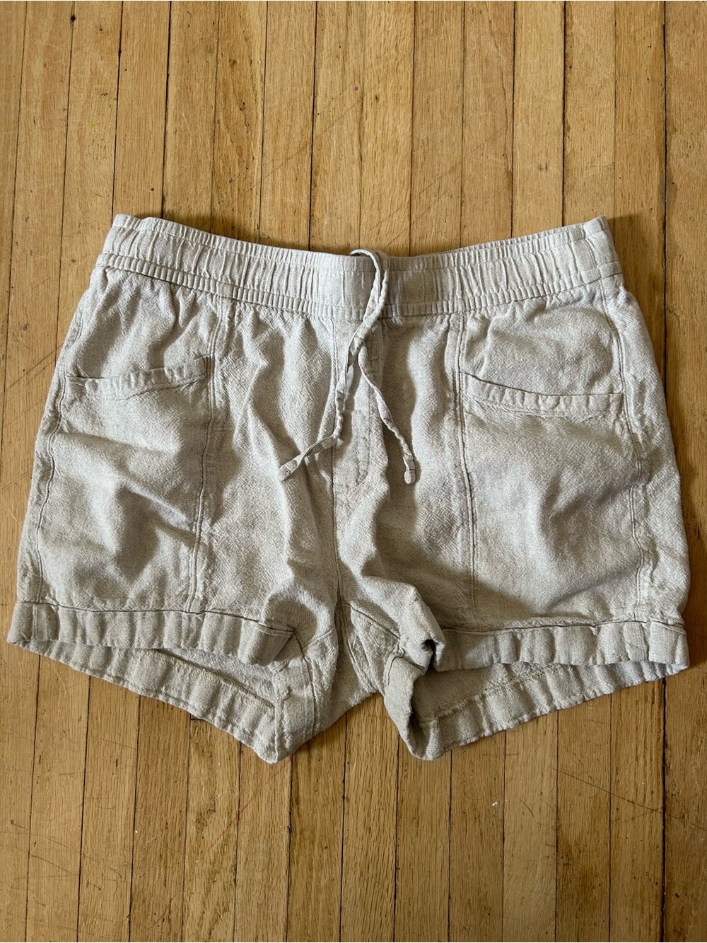 Old Navy Light Beige Drawstring Linen-Blend Women's Shorts